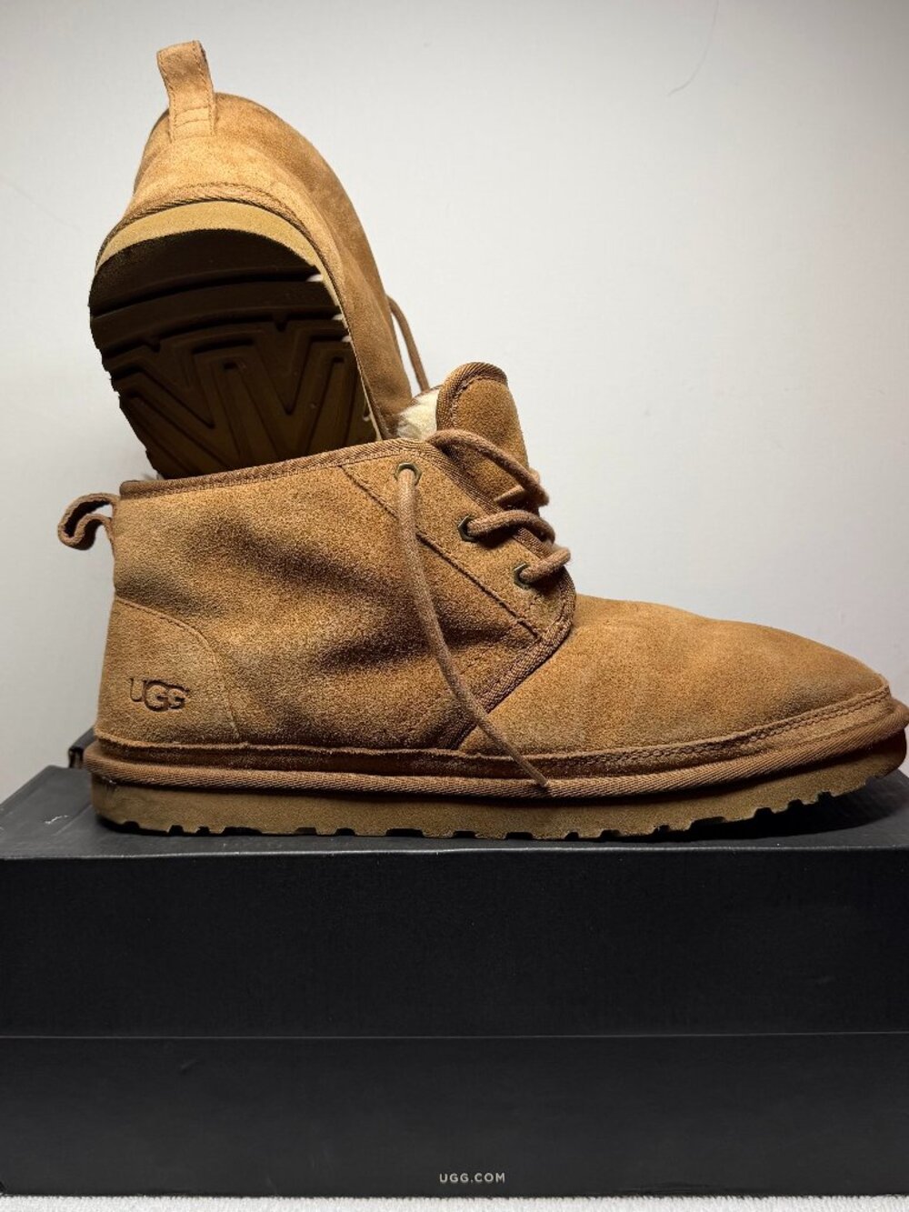 UGG Neumel Suede Boots Chestnut Men’s Size 12 Chukka